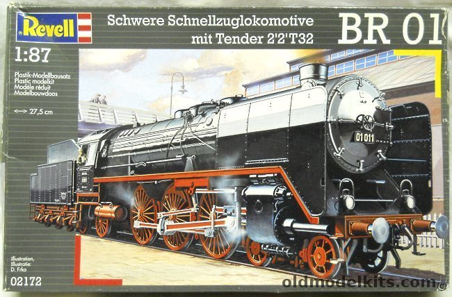 Revell 1/87 1925 Schnellzuglokomotiven BR-01 Steam Locomotive with T32 Tender - HO Scale, 02172 plastic model kit